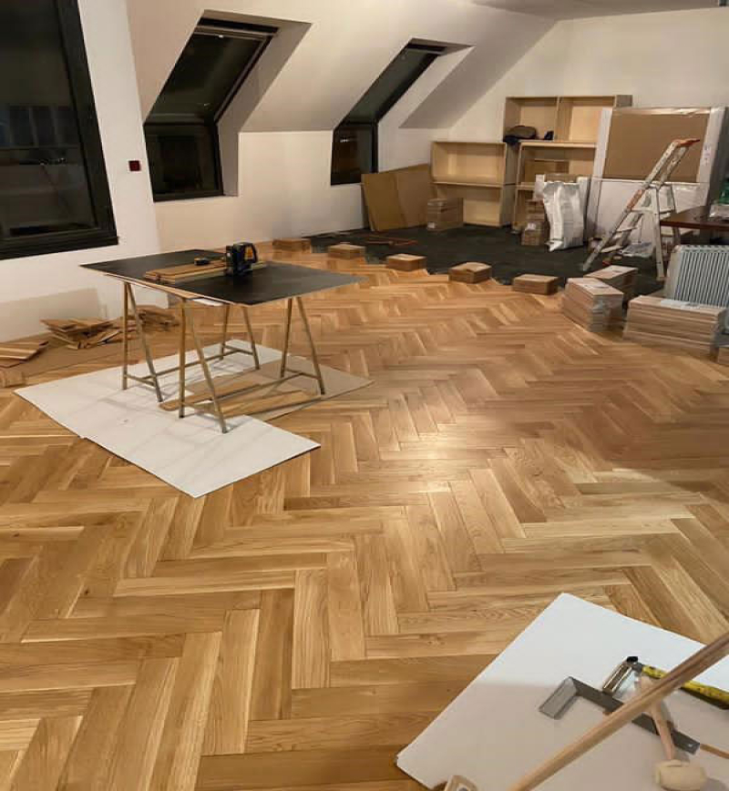 Bâton Rompu Chêne Massif Verni Brossé Mat | Parquet Massif Chêne Verni | Premibel Parquet