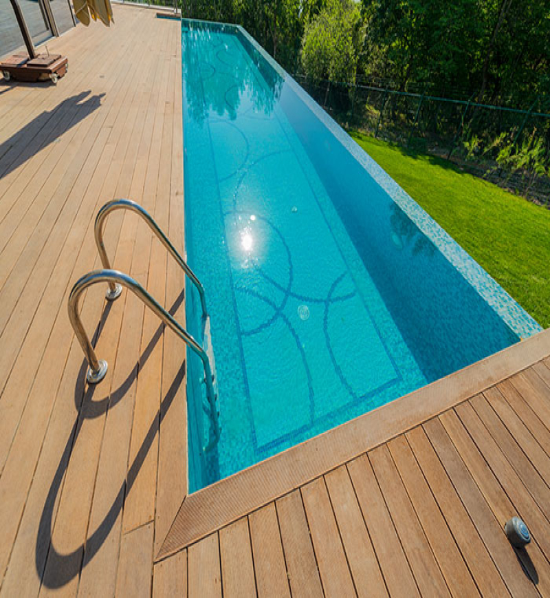 lame de terrasse ipe  brut profil 1 face lisse 1 face striee / biseaux 145x21x935/1245/1550/1850mm  (+/- 3 mm) | Accueil | Premibel Parquet